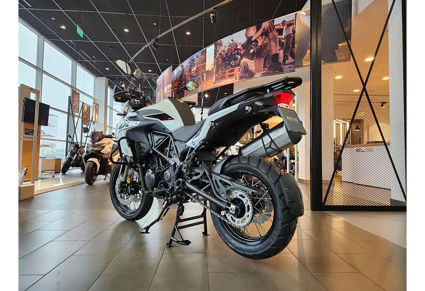 Benelli TRK 502 X 500 см³ (48 л.с.) 500 Комбинированный в АВИЛОН. Слайд №7