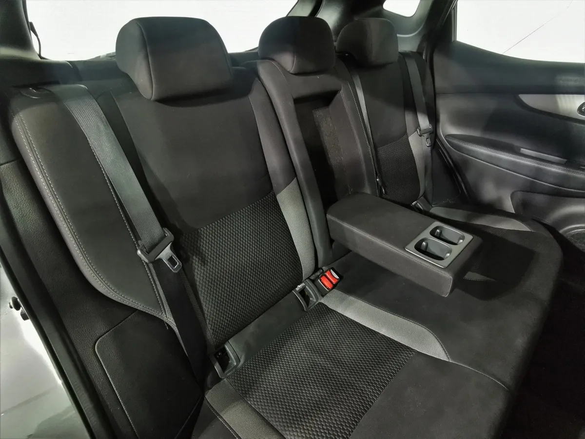 Nissan Qashqai 2.0 CVT (144 л.с.) Серый в АВИЛОН. Слайд №11