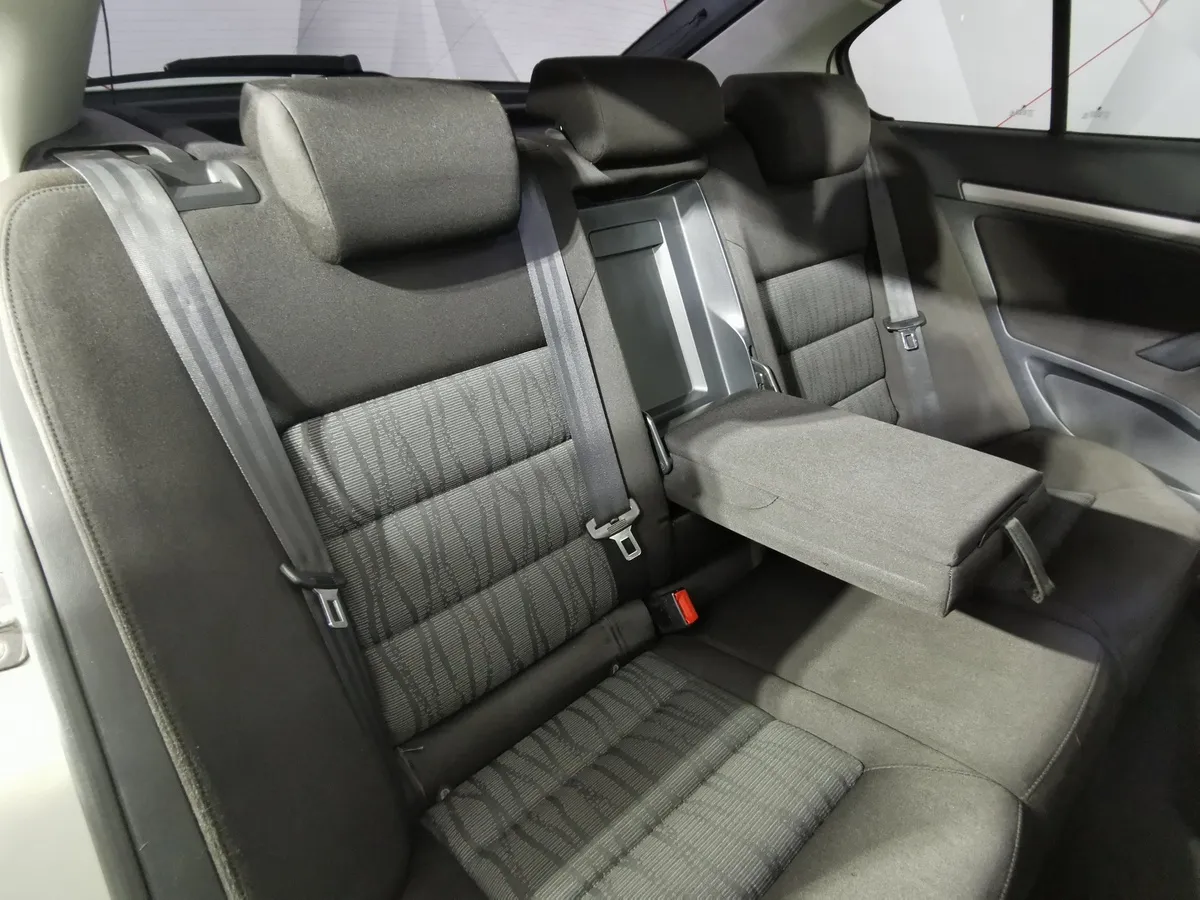 Skoda Octavia 1.8 TSI MT (152 л.с.) Ambition (CKD) Серебристый в АВИЛОН. Слайд №15