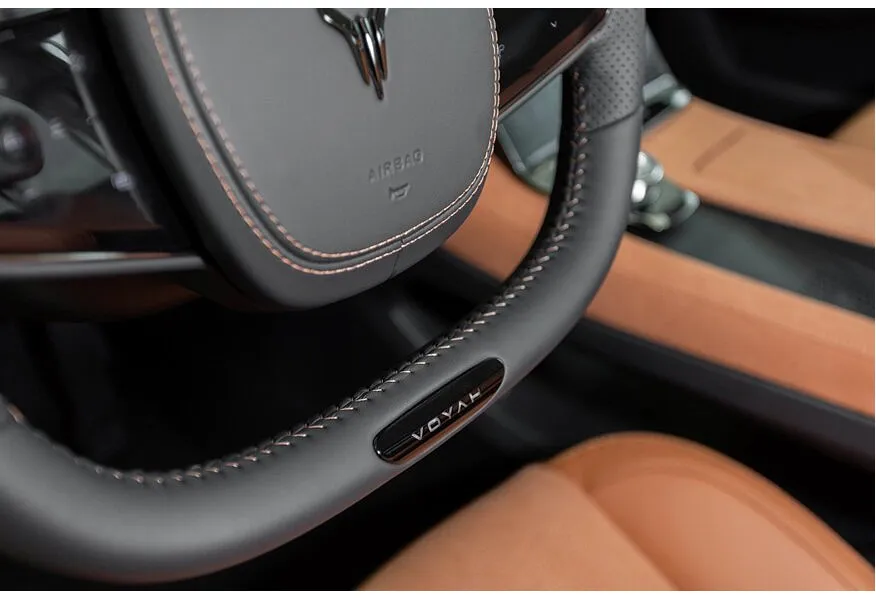 Voyah Passion 1.5 AT AWD (530 л.с.) Executive Черный в АВИЛОН. Слайд №12