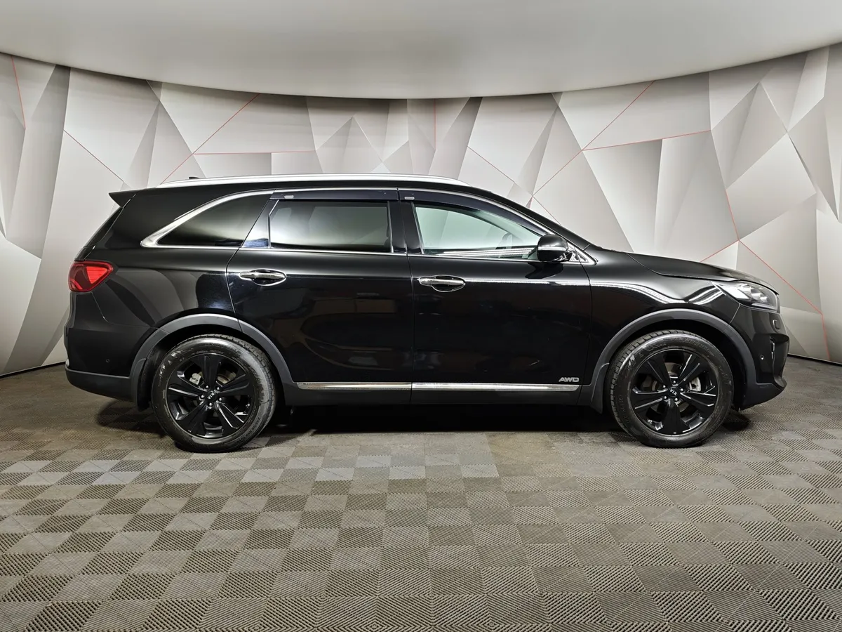 Kia Sorento 2.2 D AT AWD (5 мест) (200 л.с.) Comfort Черный в АВИЛОН. Слайд №6