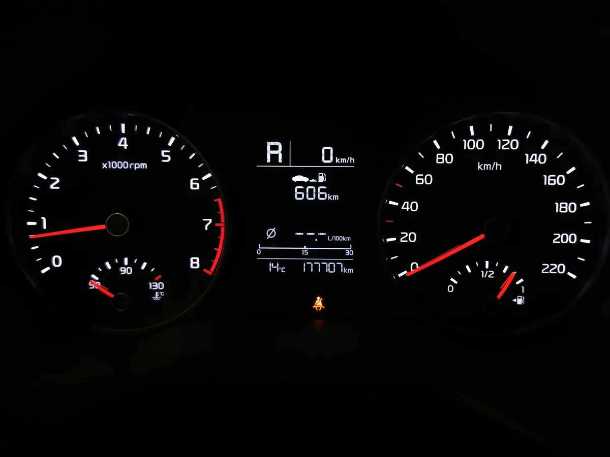 Kia Rio 1.4 AT (100 л.с.) Синий в АВИЛОН. Слайд №17