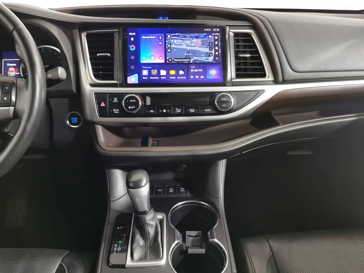 Toyota Highlander 3.5 AT AWD (249 л.с.) Престиж Черный в АВИЛОН. Слайд №13