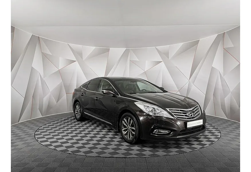 Hyundai Grandeur 3.0 AT (250 л.с.) Elegance Красный в АВИЛОН. Слайд №3