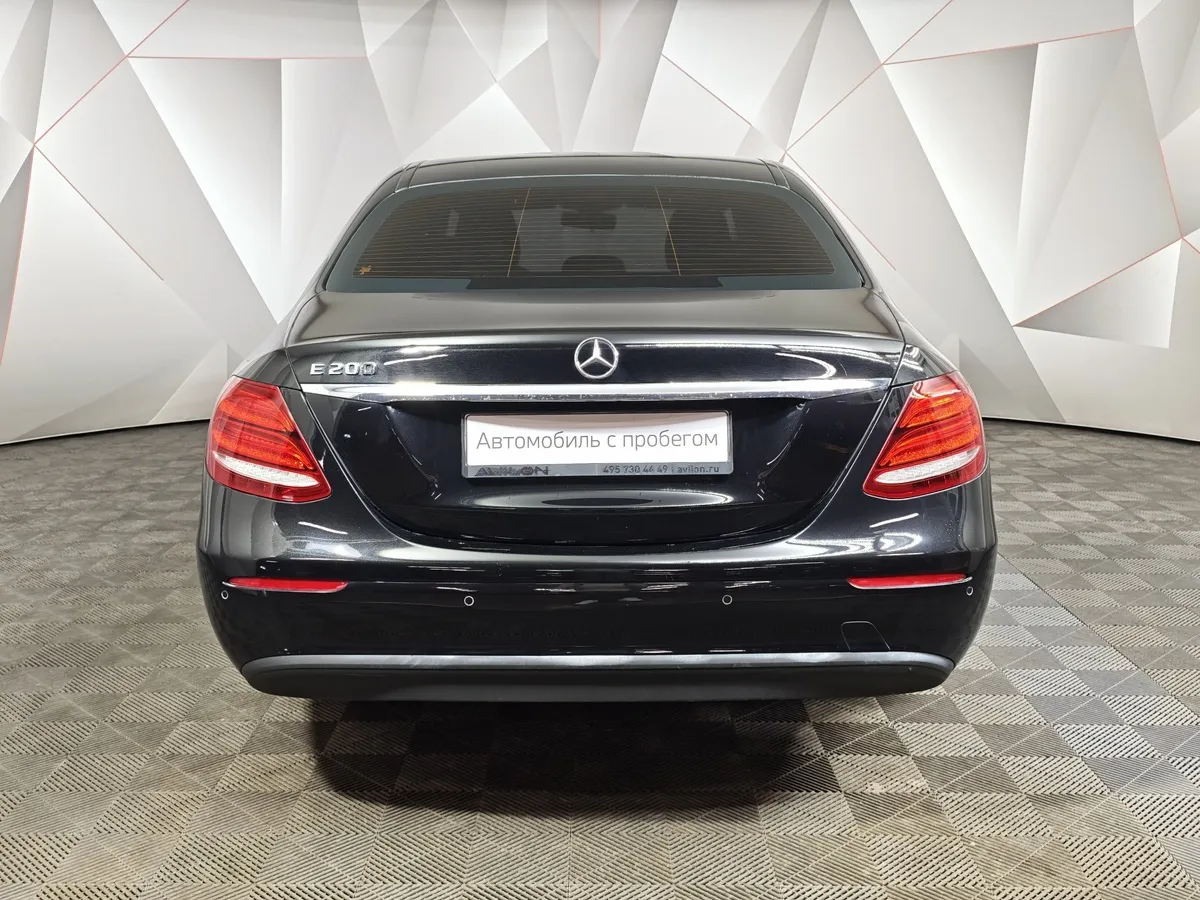 Mercedes-Benz E-Класс E 200 9G-TRONIC (197 л.с.) Черный в АВИЛОН. Слайд №8