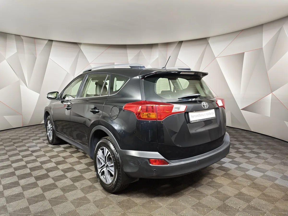 Toyota RAV4 2.2 TD AT (150 л.с.) Черный в АВИЛОН. Слайд №4