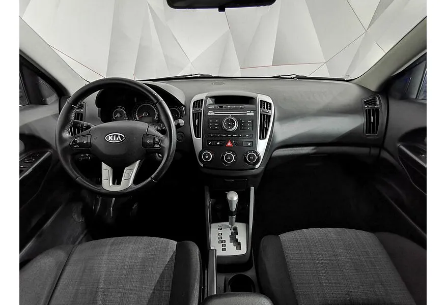 Kia Ceed 1.6 AT (126 л.с.) Синий в АВИЛОН. Слайд №13