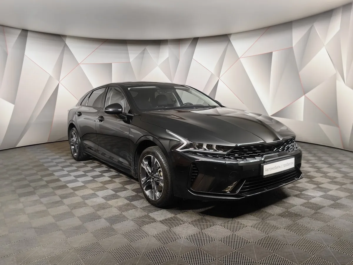 Kia K5 2.5 GDI AT 2WD (194 л.с.) Luxe Черный в АВИЛОН. Слайд №3