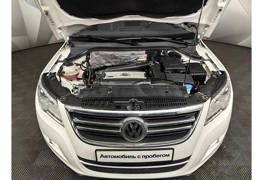 Volkswagen Tiguan 2.0 TSI 4Motion AT (170 л.с.) Sport&Style Белый в АВИЛОН. Слайд №11