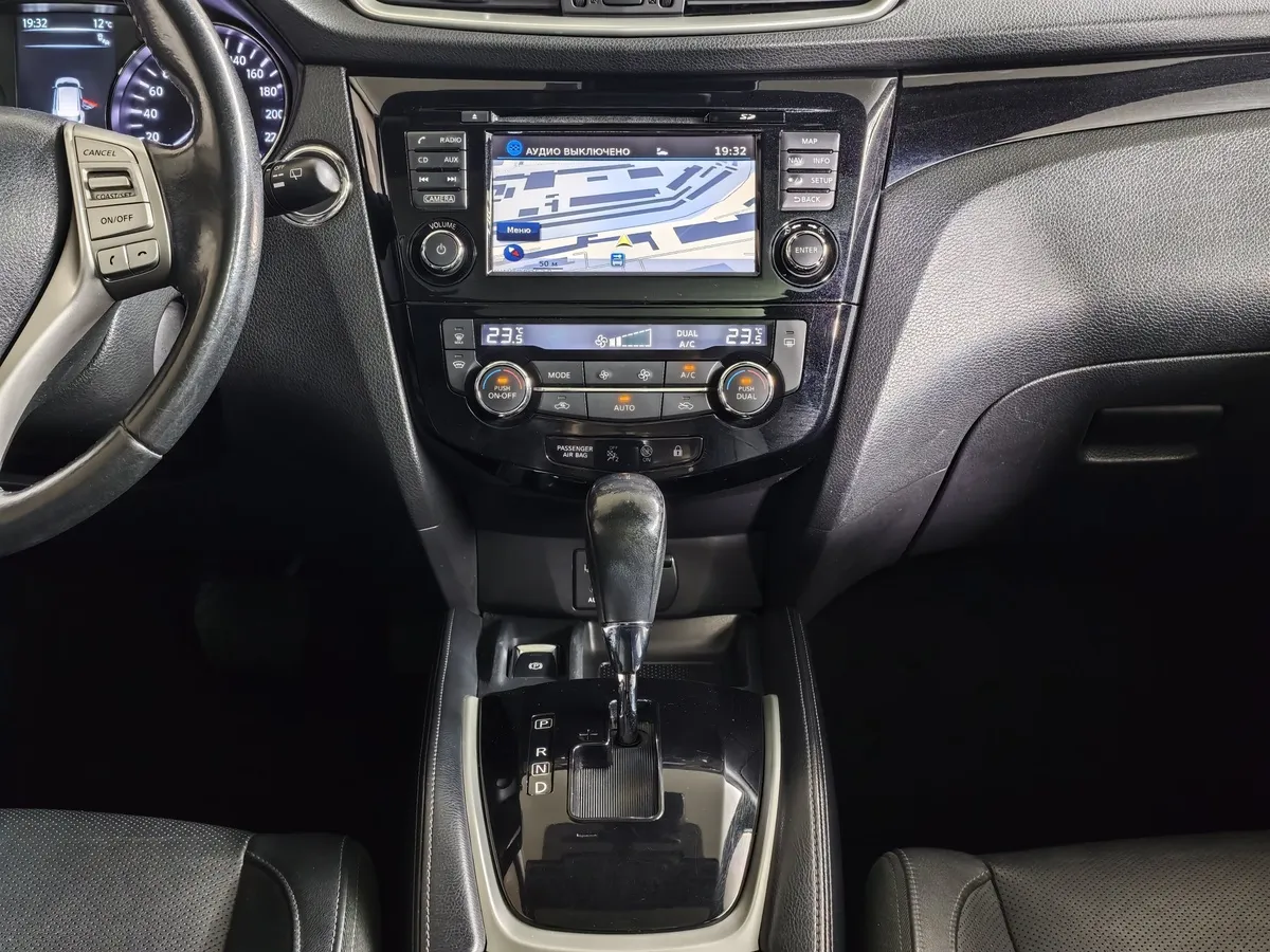 Nissan Qashqai 2.0 CVT AWD (144 л.с.) Черный в АВИЛОН. Слайд №14