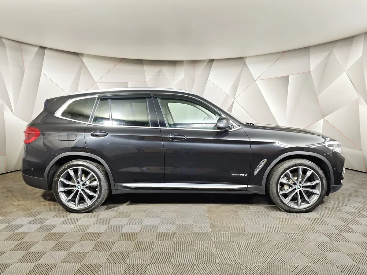 BMW X3 xDrive30d AT (249 л.с.) Luxury Черный в АВИЛОН. Слайд №6