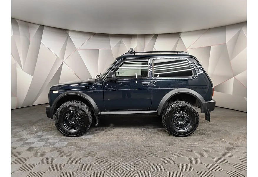 ВАЗ (Lada) 4x4 1.7 MT 8 кл. (Евро-4) (83 л.с.) Зеленый в АВИЛОН. Слайд №5