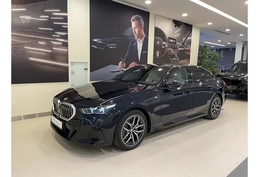 АВИЛОН - BMW 5 серия 520d xDrive AT (197 л.с.) Черный - slide 9489605