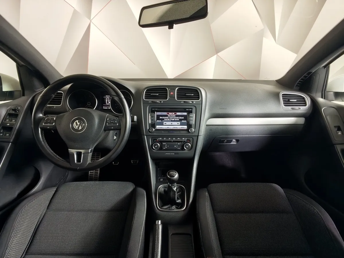 Volkswagen Golf 1.4 TSI MT (122 л.с.) Highline Белый в АВИЛОН. Слайд №13