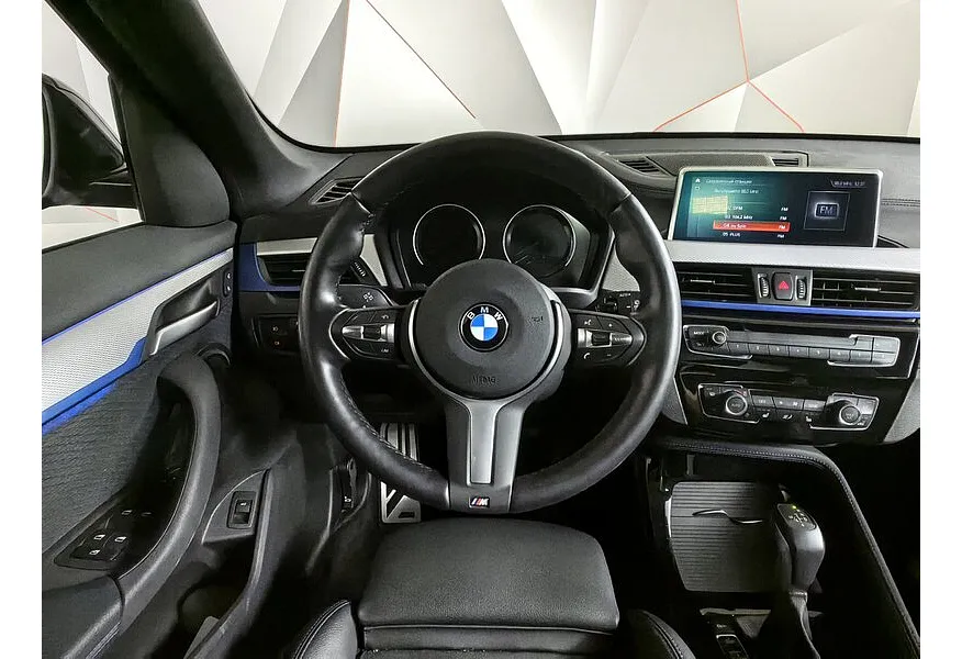 LIVE. Слайд №9