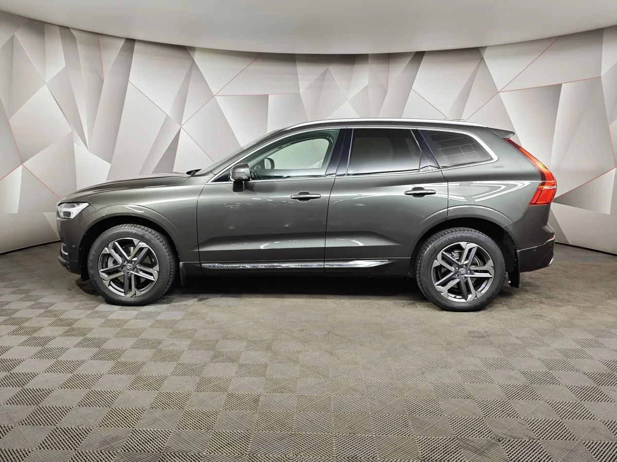Volvo XC60 2.0 T5 AT AWD (249 л.с.) Inscription Зеленый в АВИЛОН. Слайд №5