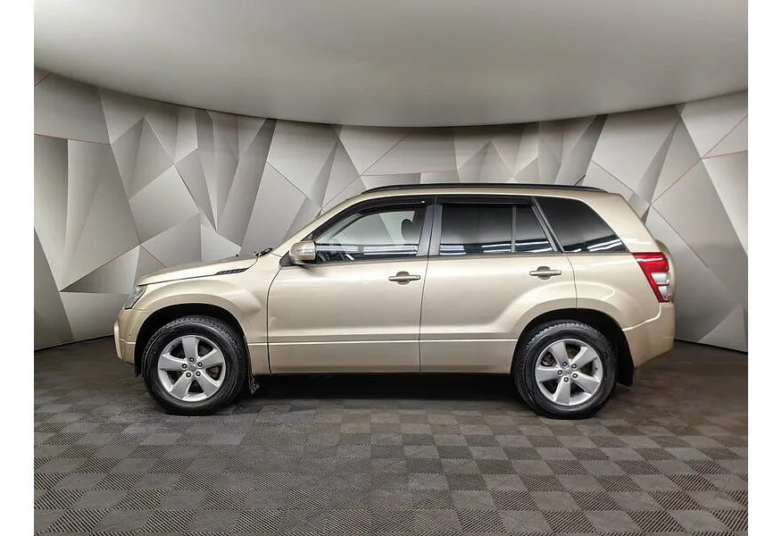 LIVE. Слайд №3