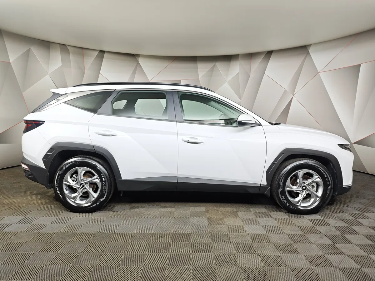 Hyundai Tucson D2.0 Smartstream 8AT 4WD (186 л.с.) Lifestyle Белый в АВИЛОН. Слайд №6