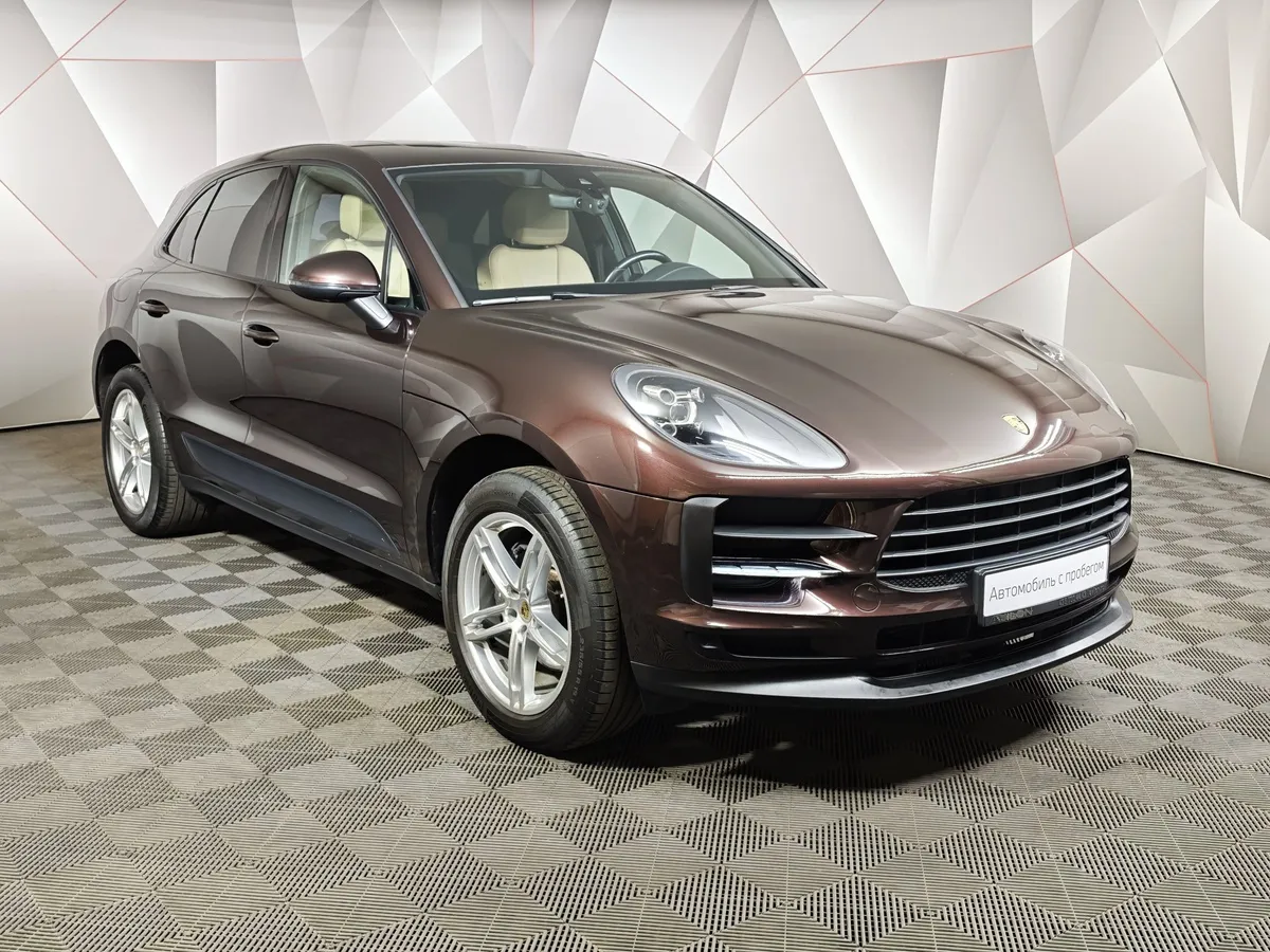 Porsche Macan 2.0 PDK AWD (252 л.с.) Коричневый в АВИЛОН. Слайд №3