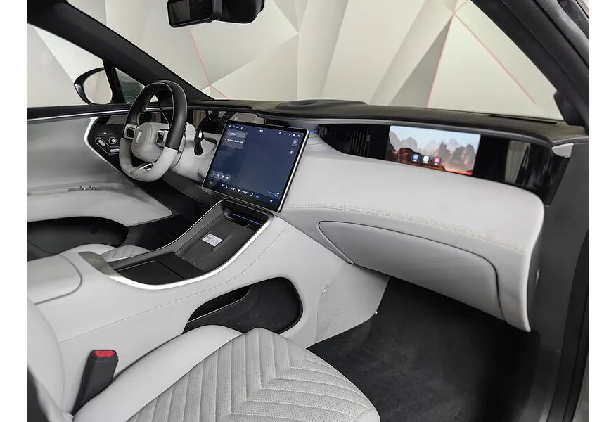 Avatr 11 Long Range Dual Motor AT 4WD (309 л.с.)  Luxury Edition  Зеленый в АВИЛОН. Слайд №12