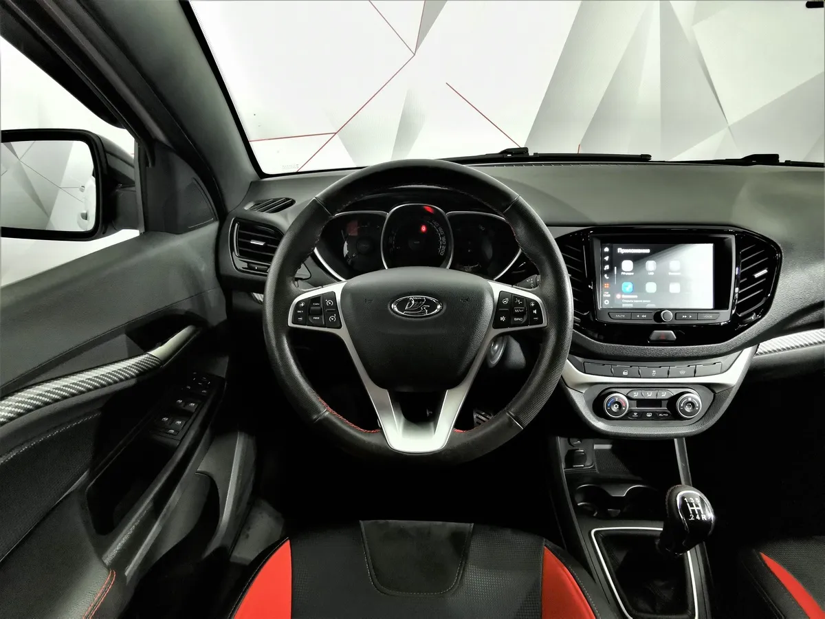 ВАЗ (Lada) Vesta 1.8 MT (145 л.с.) Белый в АВИЛОН. Слайд №19