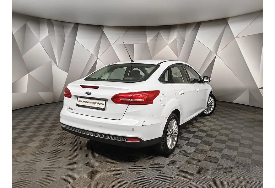 Ford Focus 1.6 PowerShift (125 л.с.) Titanium Белый в АВИЛОН. Слайд №2