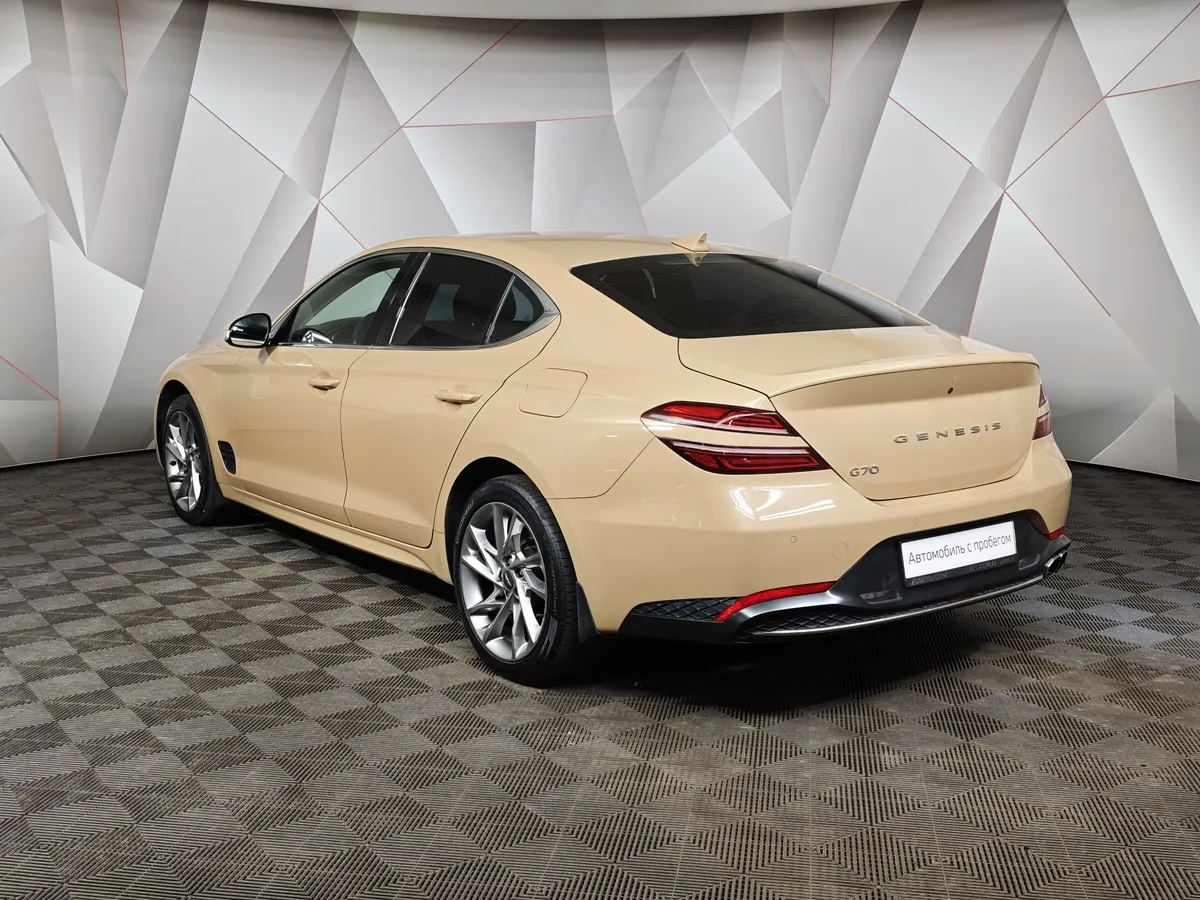 Genesis G70 2.0 T AT AWD (197 л.с.) Elegance Серый в АВИЛОН. Слайд №4