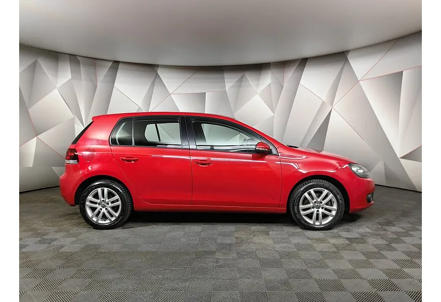 Volkswagen Golf 1.4 TSI DSG (122 л.с.) Trendline Красный в АВИЛОН. Слайд №6