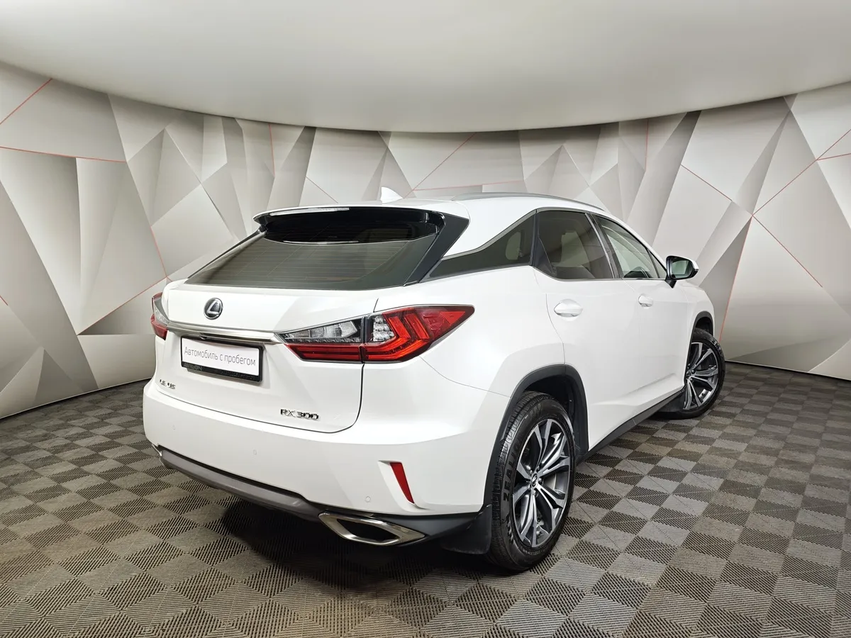 Lexus RX 2.0 AT AWD (238 л.с.) Executive Белый в АВИЛОН. Слайд №2
