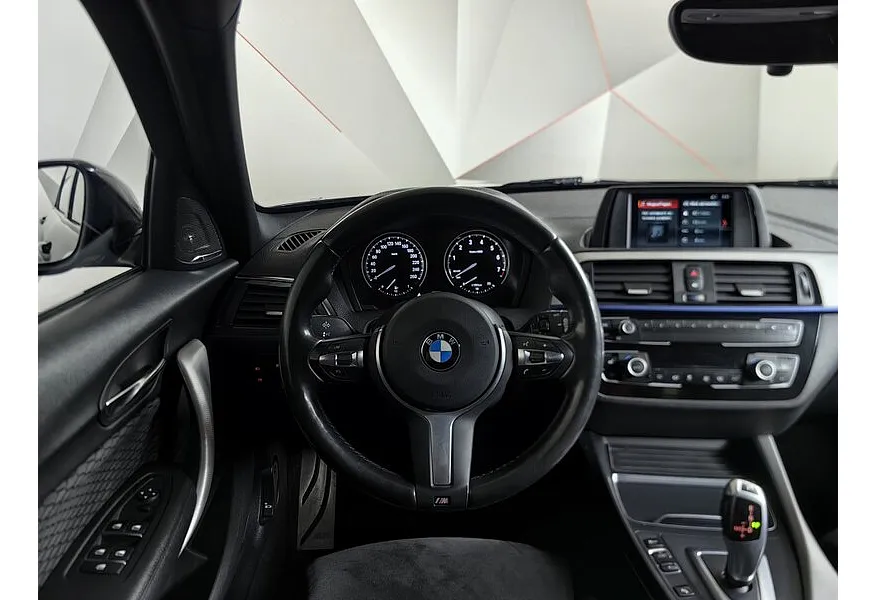 BMW 1 серия 116i AT (136 л.с.) Черный в АВИЛОН. Слайд №15