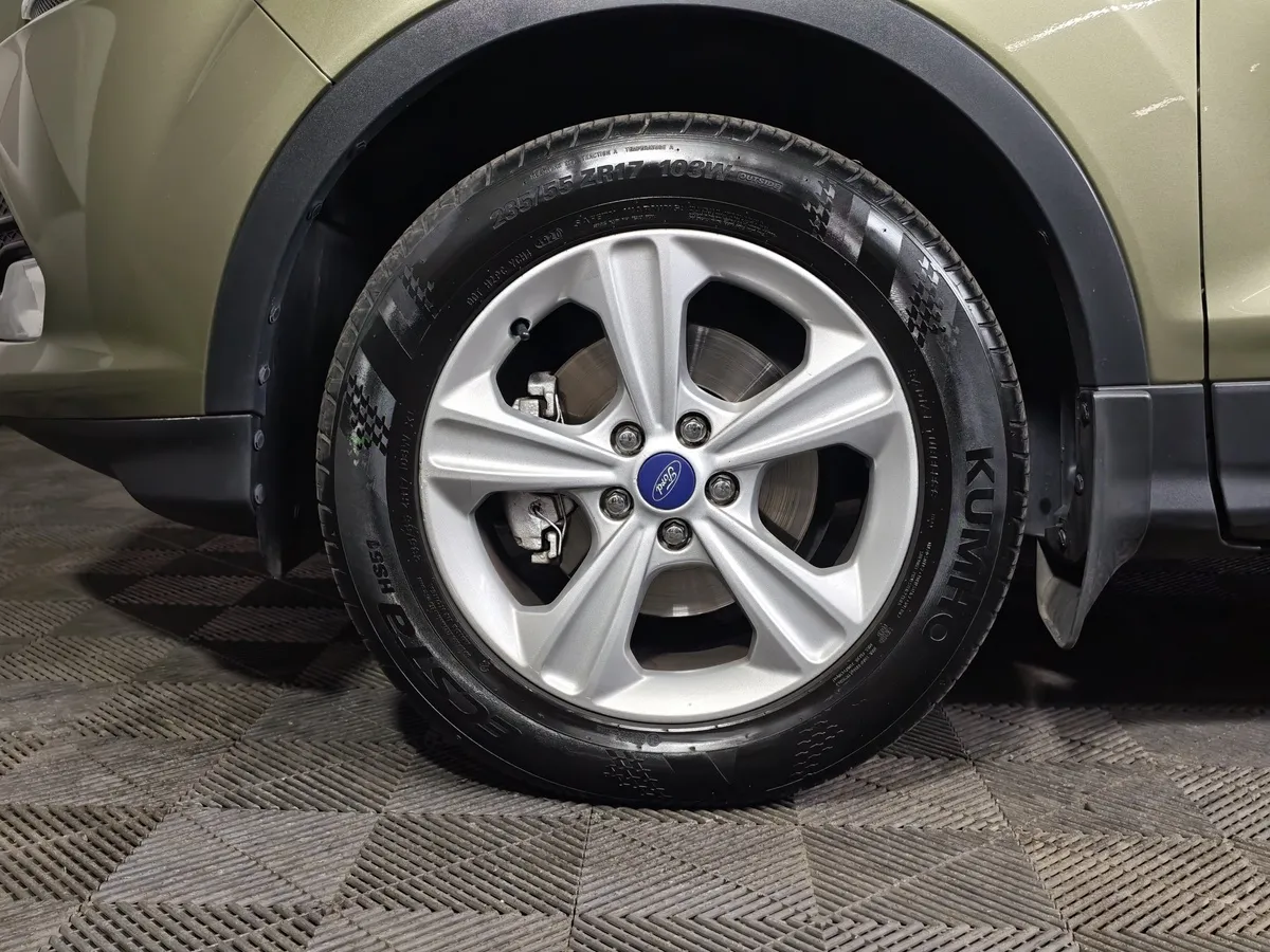 Ford Kuga 2.5 AT (150 л.с.) Trend Plus Желтый в АВИЛОН. Слайд №9
