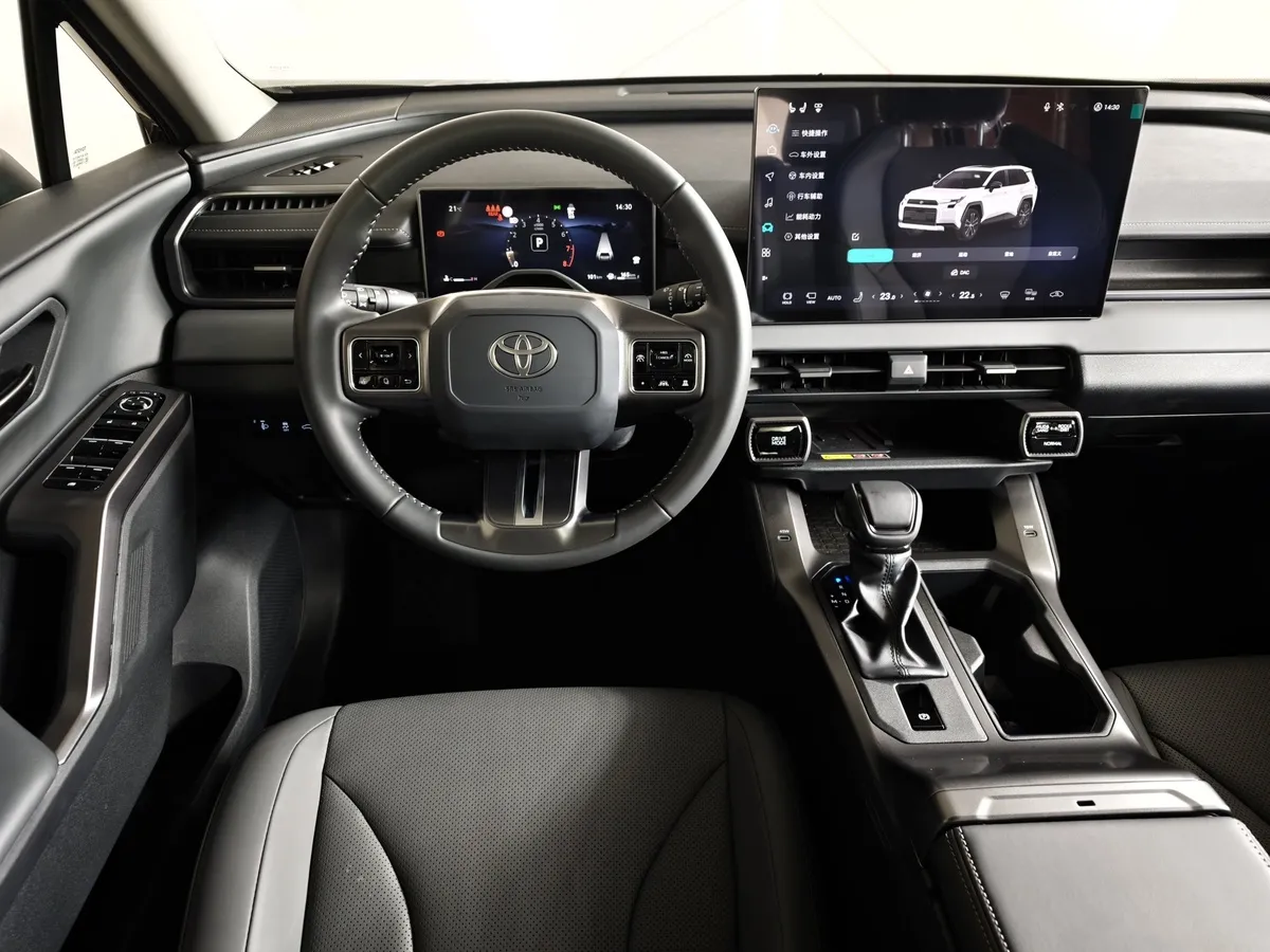 Toyota RAV4 2.0 CVT 4WD (171 л.с.) Люкс Черный в АВИЛОН. Слайд №19
