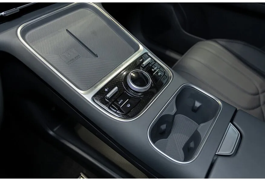 Geely EX5 AT (218 л.с.) Max Серебристый в АВИЛОН. Слайд №20