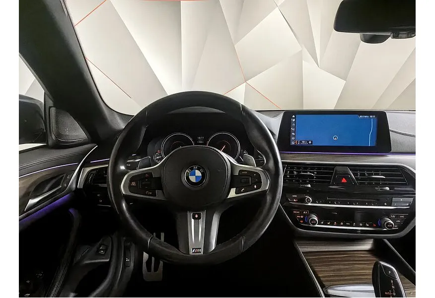 BMW 5 серия 530d xDrive Steptronic (249 л.с.) M Sport (Локальная сборка) Черный в АВИЛОН. Слайд №14