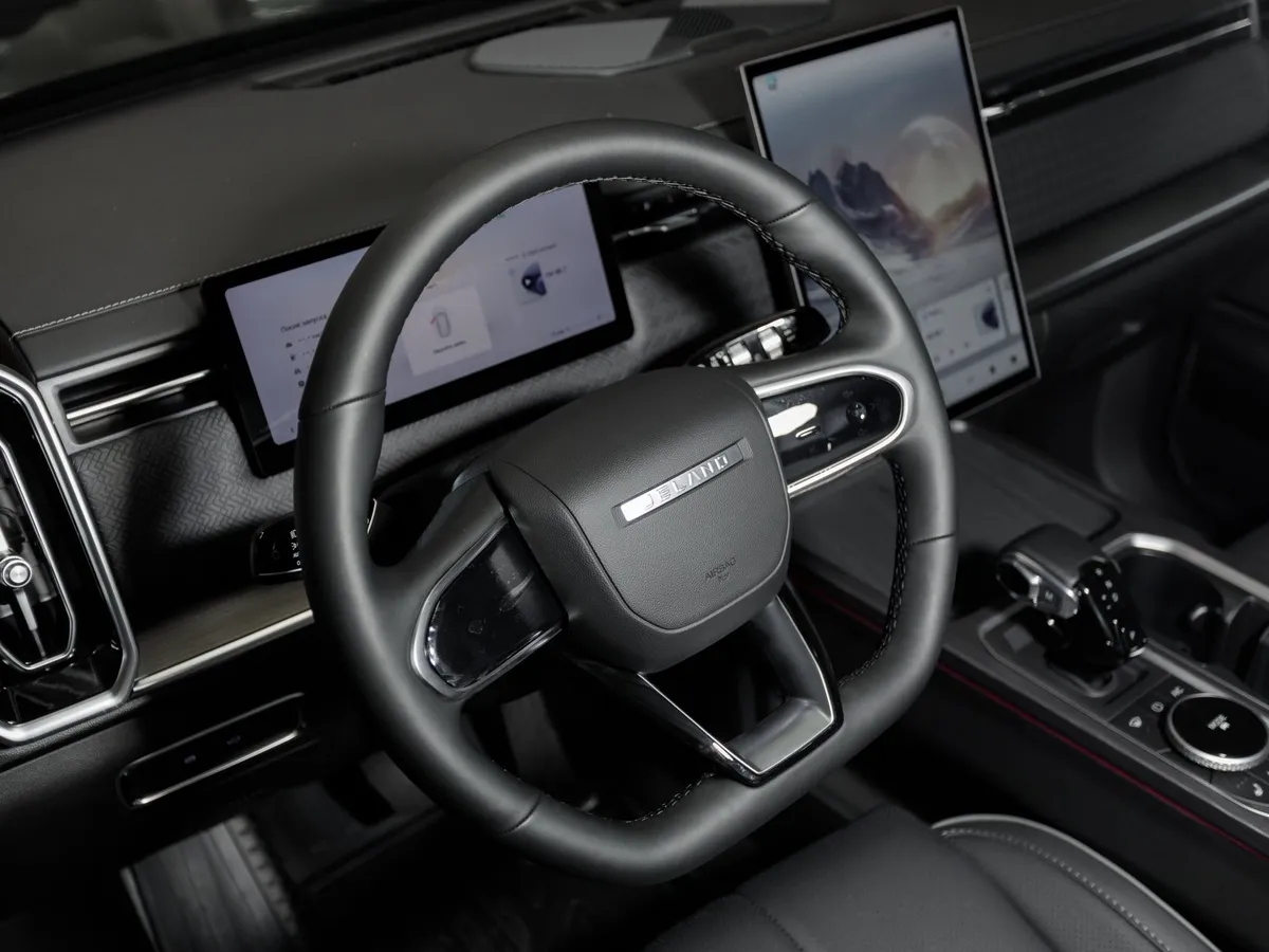 JAECOO J7 1.6T DCT FWD (150 л.с.) Актив Черный в АВИЛОН. Слайд №7