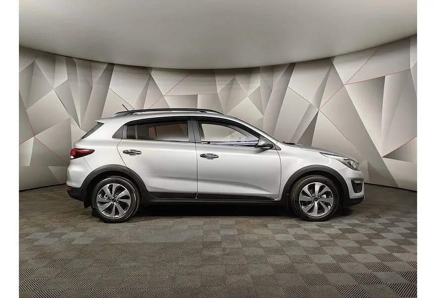 Kia Rio X-Line 1.6 AT (123 л.с.) Premium Серебристый в АВИЛОН. Слайд №6