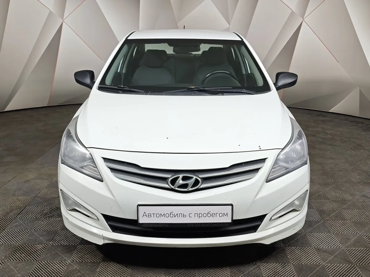 Hyundai Solaris 1.6 MT (123 л.с.) Comfort Белый в АВИЛОН. Слайд №7