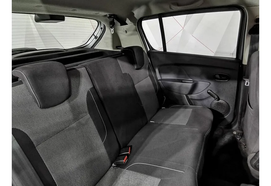 Renault Sandero 1.6 MT (82 л.с.) Stepway Life Серый в АВИЛОН. Слайд №16