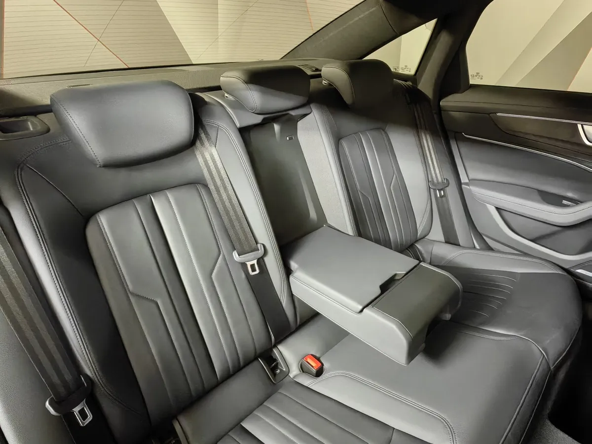 Audi A6 45 TFSI quattro S tronic (245 л.с.) Синий в АВИЛОН. Слайд №16