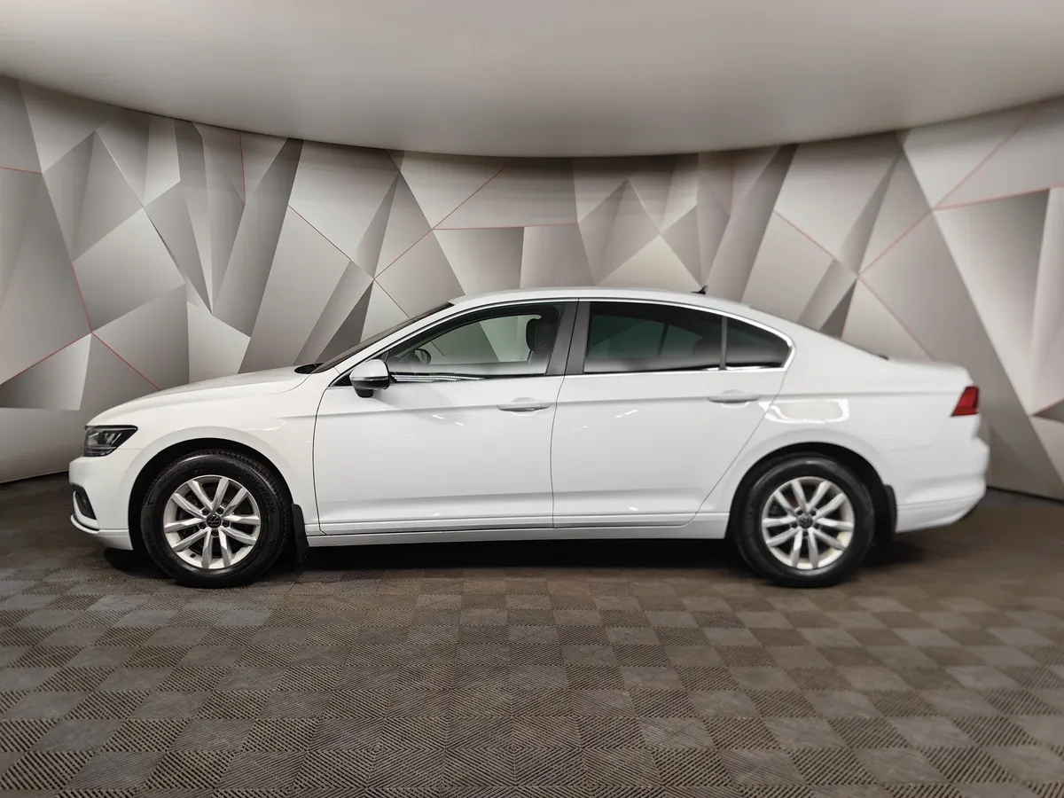 Volkswagen Passat 1.4 TSI DSG (150 л.с.) Business Белый в АВИЛОН. Слайд №5