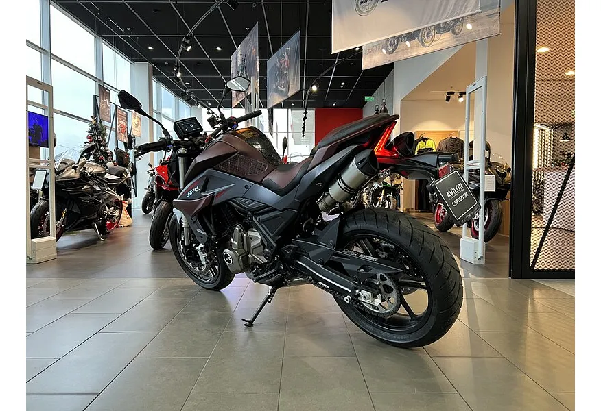 QJMOTOR SRK 700 700 см³ (73 л.с.) 700 Красный в АВИЛОН. Слайд №4