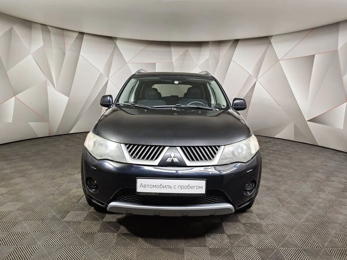 Mitsubishi Outlander 3.0 AT 4WD (223 л.с.) Черный в АВИЛОН. Слайд №7