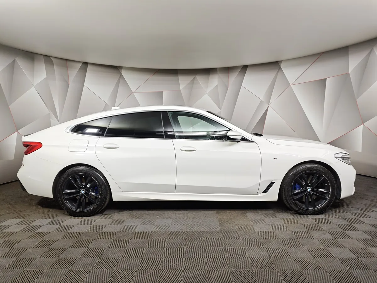 BMW 6 серия 640i Steptronic (340 л.с.) GT M sport Plus Белый в АВИЛОН. Слайд №6