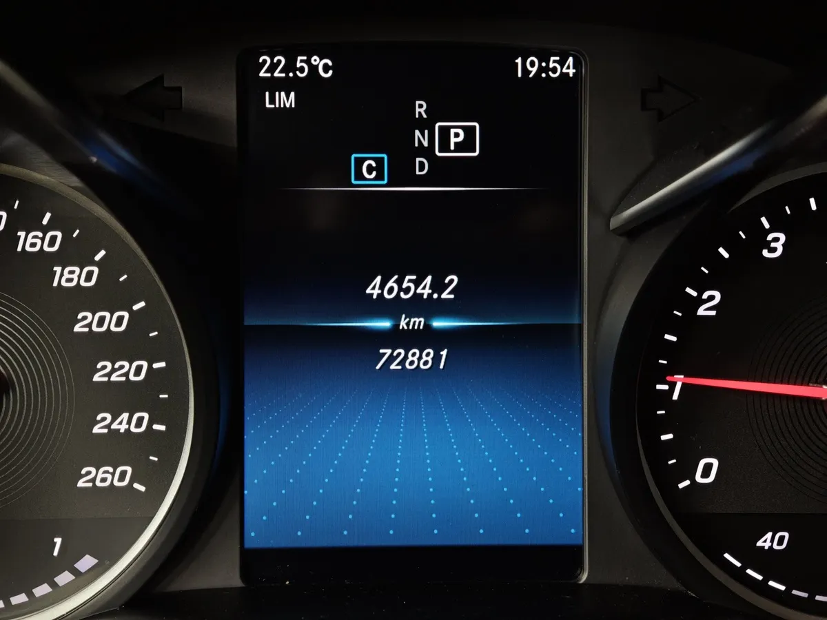 Mercedes-Benz C-Класс C 180 9G-TRONIC (150 л.с.) Sport Серый в АВИЛОН. Слайд №17