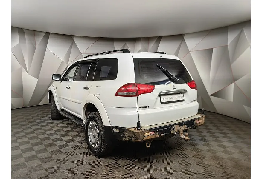 Mitsubishi Pajero Sport 2.5 DI-D AT AWD (178 л.с.) Белый в АВИЛОН. Слайд №4