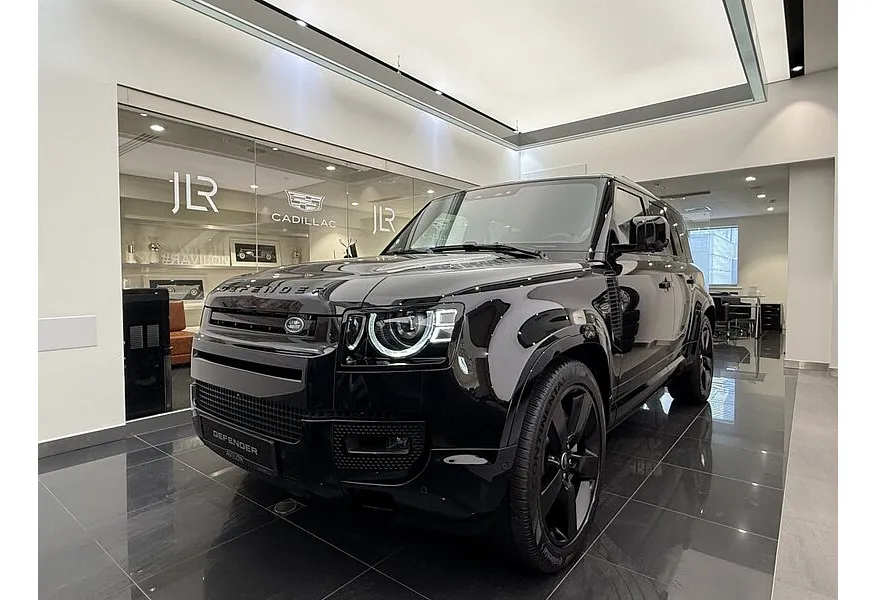 Land Rover Defender 3.0D AT (300 л.с.) HSE Черный в АВИЛОН. Слайд №1