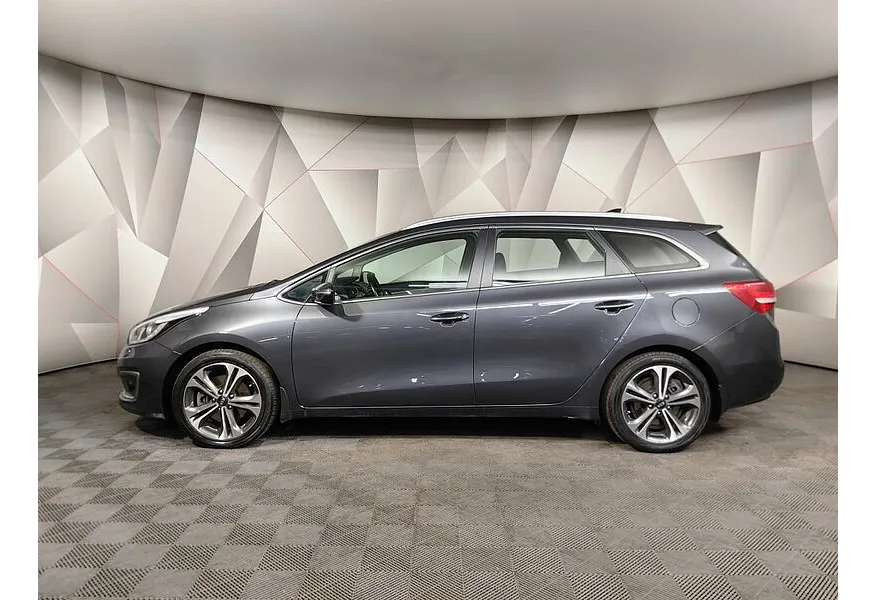 Kia Ceed 1.6 DCT (135 л.с.) Prestige Серый в АВИЛОН. Слайд №5