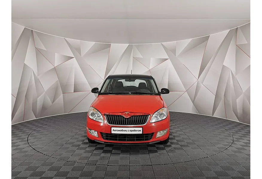 Skoda Fabia 1.4 MT (125 л.с.) Красный в АВИЛОН. Слайд №7