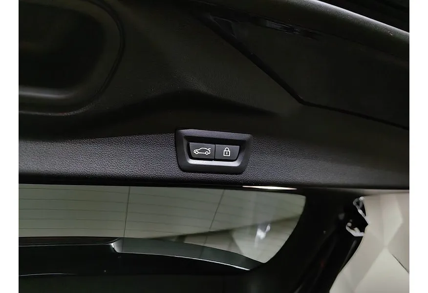 BMW X5 M50d Steptronic xDrive (400 л.с.) M Special Черный в АВИЛОН. Слайд №16