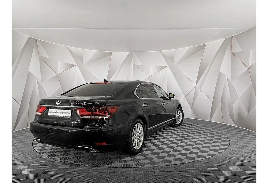 Lexus LS 460 AT AWD (370 л.с.) Эксклюзив Черный в АВИЛОН. Слайд №2